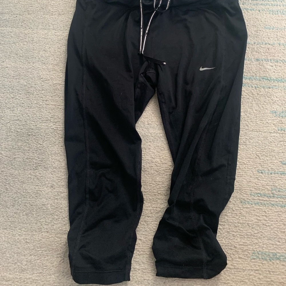 Nike dri fit capri workout